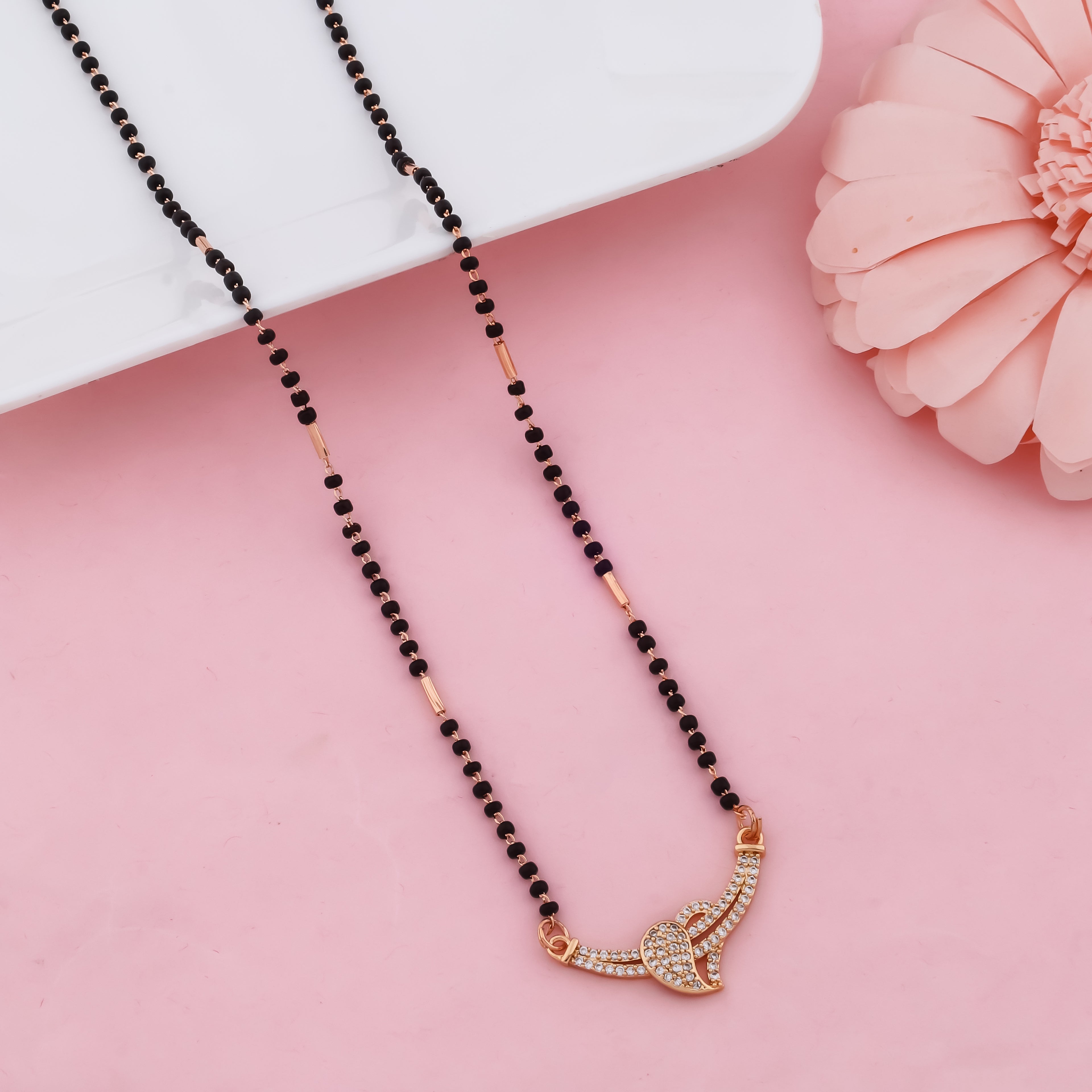 Eterna Heart Curve Designer Mangalsutra – Modern Black Bead Gold Pendant | VJIPC1009